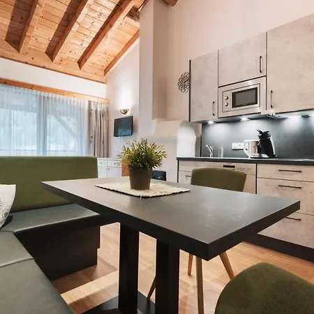 Al-avioeler Apartamento *